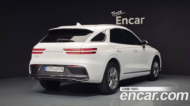 Genesis GV70, 2024
