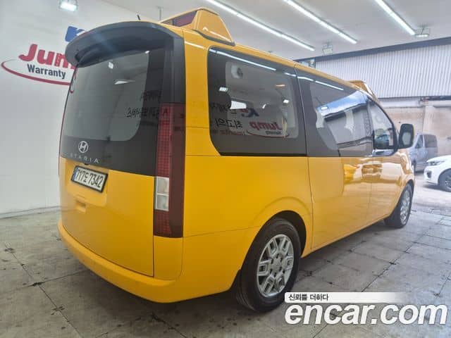 Hyundai Staria, 2022