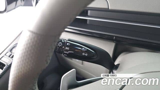 Hyundai Staria, 2023
