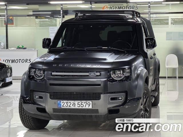 Land Rover Defender, 2024