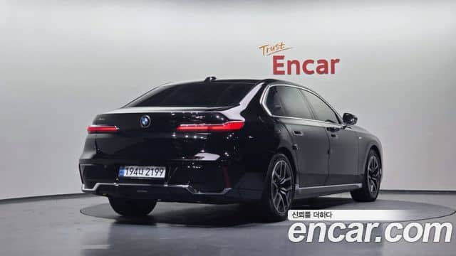 BMW 7 Series, 2024