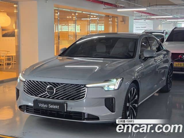 Volvo S90, 2026