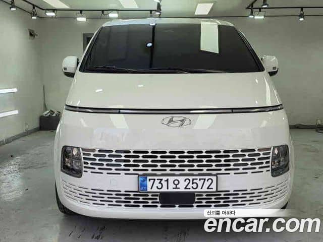 Hyundai Staria, 2023