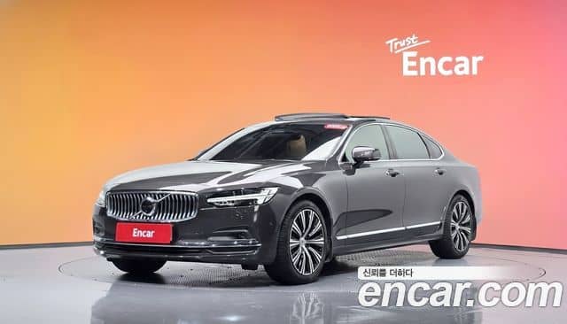 Volvo S90, 2022