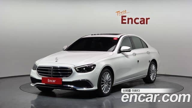 Mercedes-Benz E-Class, 2022