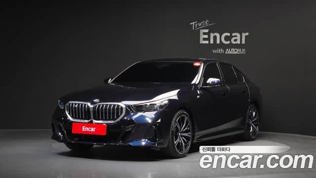BMW 5 Series, 2025