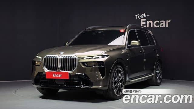 BMW X7, 2025