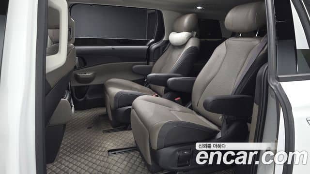 Kia Carnival, 2024