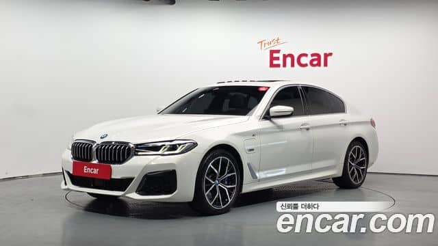 BMW 5 Series, 2023