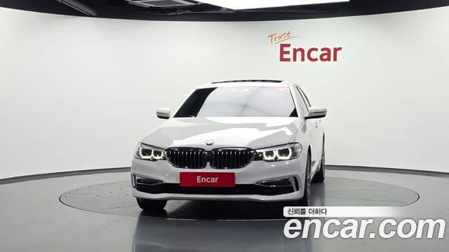 BMW 5 Series, 2019