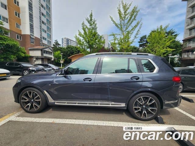 BMW X7, 2021