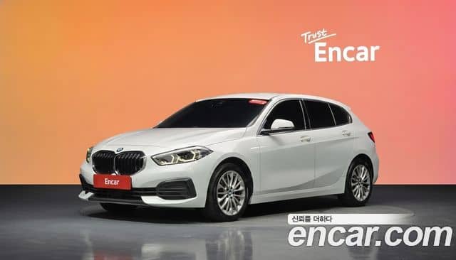 BMW 1 Series, 2021
