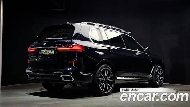 BMW X7, 2021