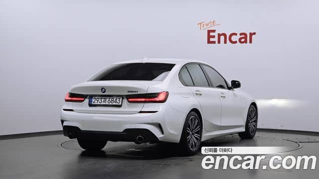 BMW 3 Series, 2021