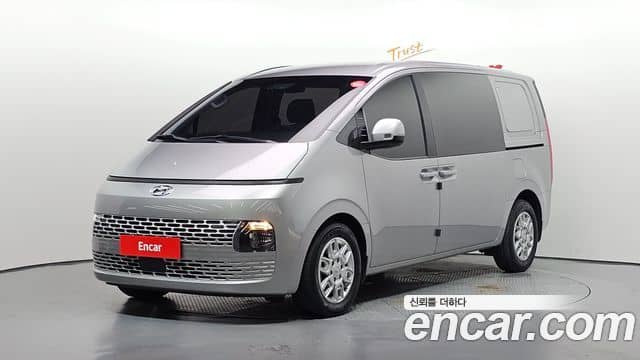 Hyundai Staria, 2022