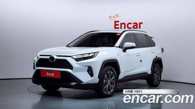 Toyota RAV4, 2025