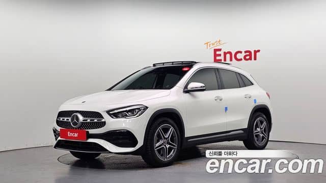 Mercedes-Benz GLA-Class, 2022