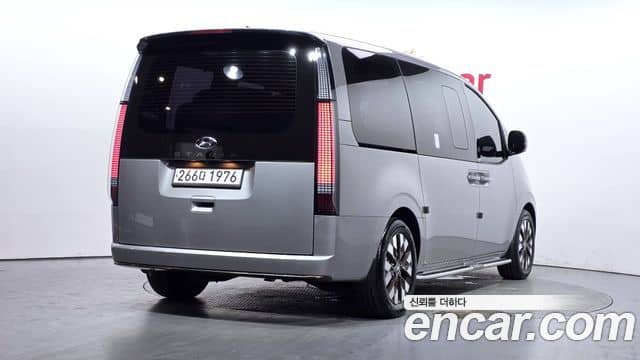 Hyundai Staria, 2023