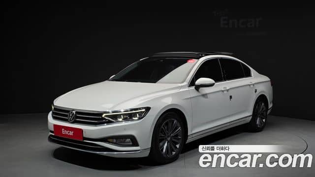 Volkswagen Passat GT, 2022