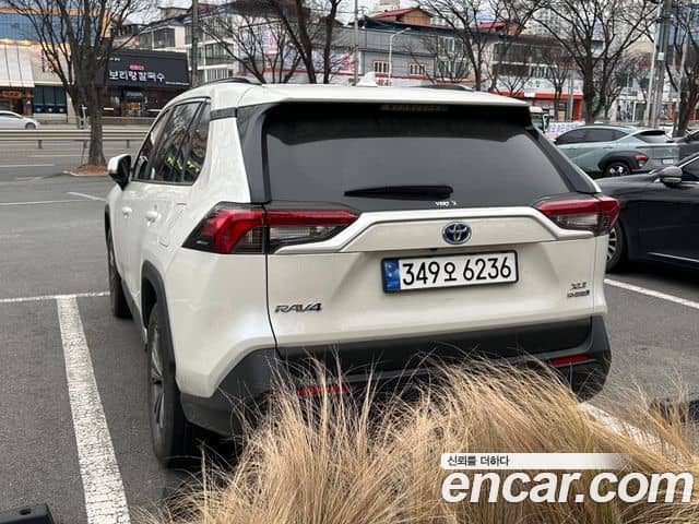 Toyota RAV4, 2022
