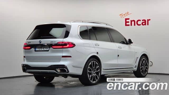 BMW X7, 2025