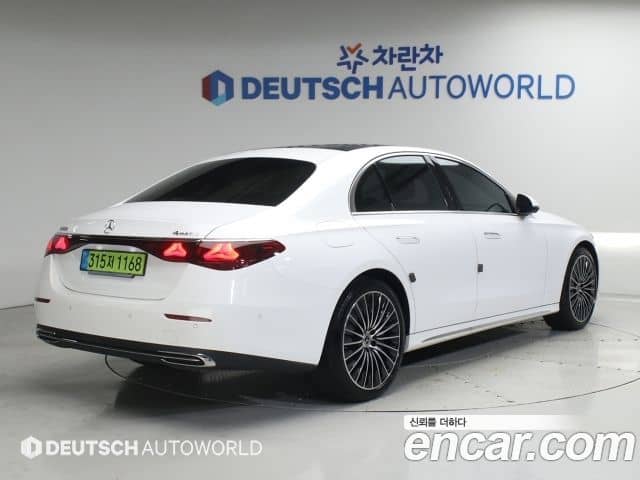 Mercedes-Benz E-Class, 2024
