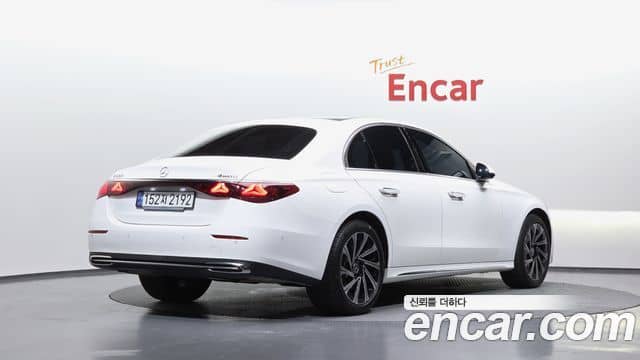 Mercedes-Benz E-Class, 2024