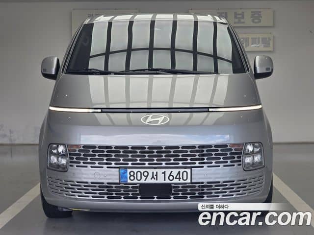 Hyundai Staria, 2024