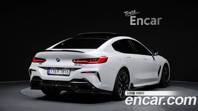 BMW 8 Series, 2024