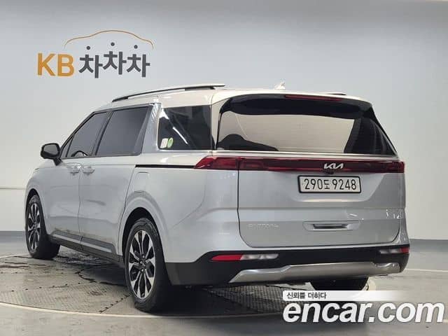 Kia Carnival, 2022