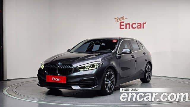 BMW 1 Series, 2021