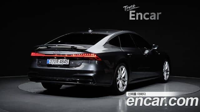 Audi A7, 2025