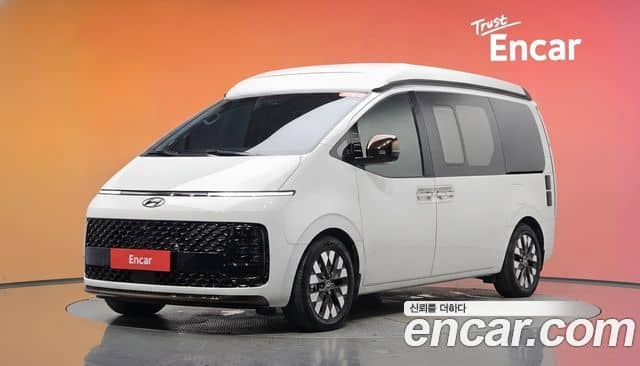 Hyundai Staria, 2023