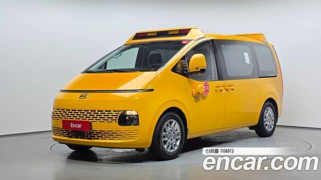 Hyundai Staria, 2023