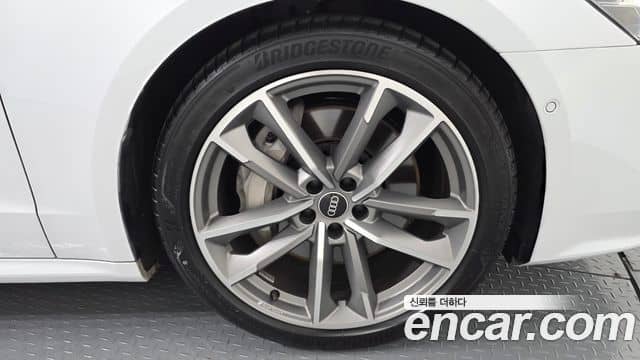 Audi A7, 2021