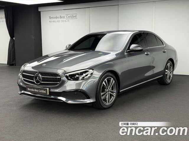 Mercedes-Benz E-Class, 2022