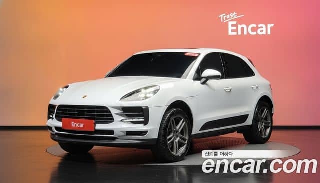 Porsche Macan, 2021