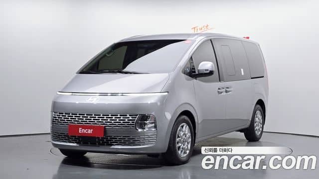 Hyundai Staria, 2025
