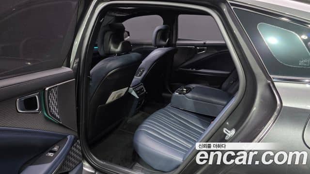 Kia K8, 2025