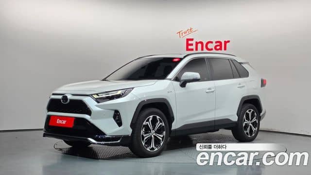 Toyota RAV4, 2025