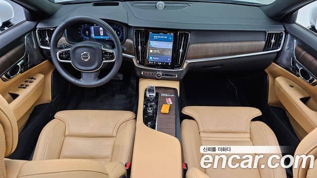 Volvo S90, 2025