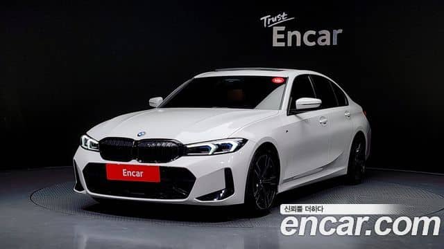 BMW 3 Series, 2022