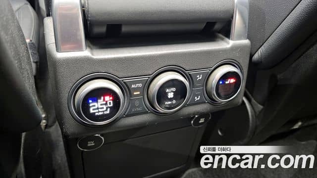Land Rover Discovery 5, 2018