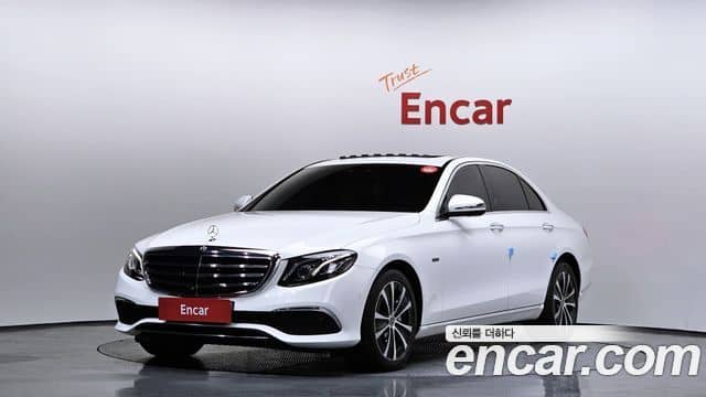 Mercedes-Benz E-Class, 2020