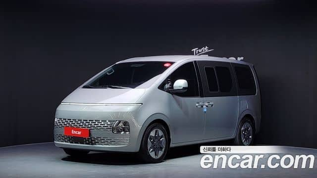 Hyundai Staria, 2025