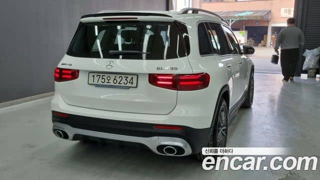 Mercedes-Benz GLB-Class, 2025