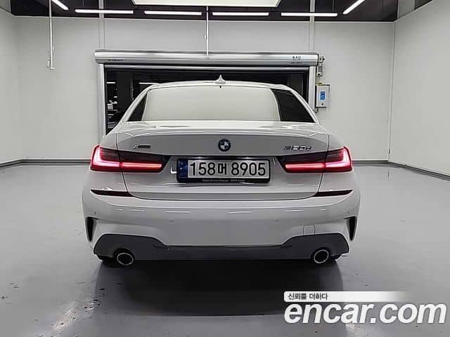 BMW 3 Series, 2021