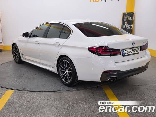 BMW 5 Series, 2021