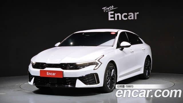 Kia K5, 2025