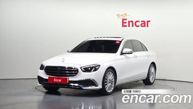 Mercedes-Benz E-Class, 2023